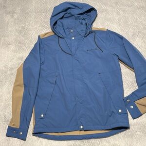 Columbia hooded jacket